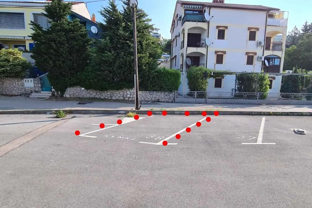 Apartment In Selce 42955